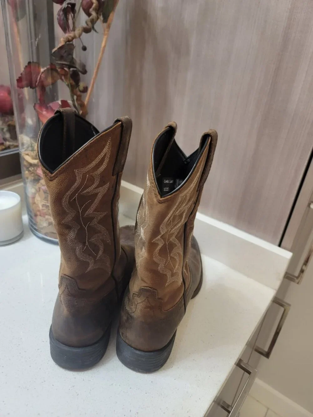 Justin 7221 Men's Buster Stampede Round Toe Cowboy Boots In Brown - 10.5 D